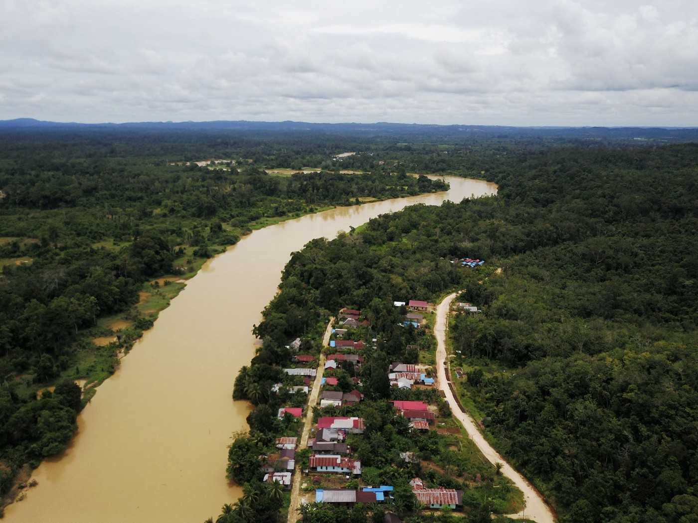 Photo of a village on the Kahayan River in Gunung Mas, 2017